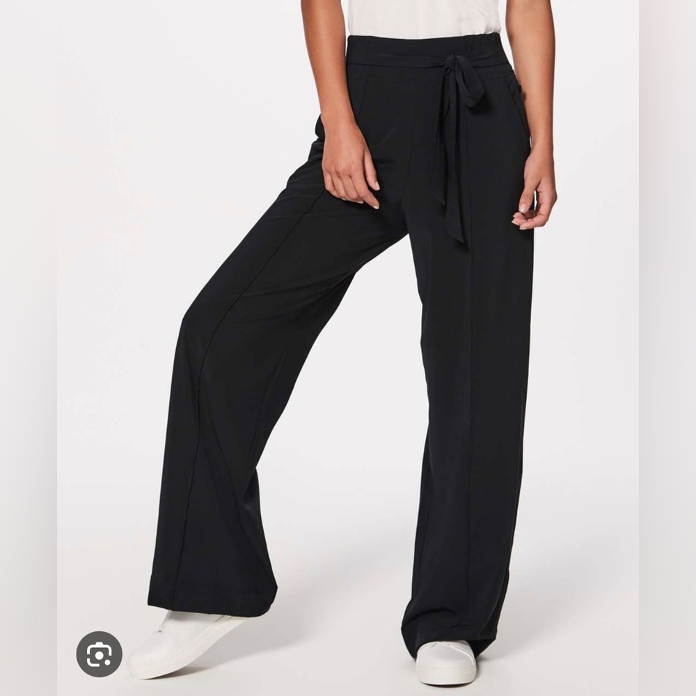 Lululemon Noir Pant Black (Second Release) size 4